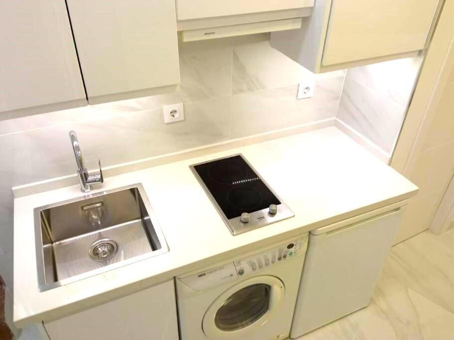 Leon Centro Apartment Sevilla Bagian luar foto