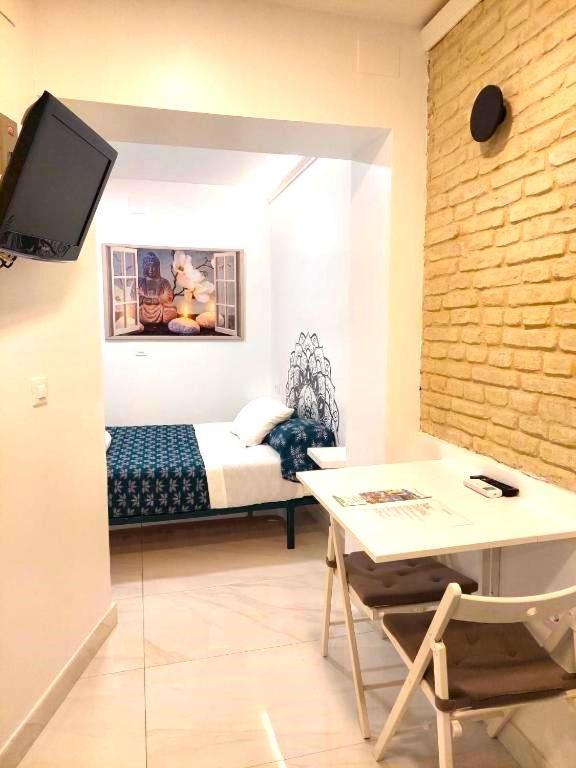Leon Centro Apartment Sevilla Bagian luar foto