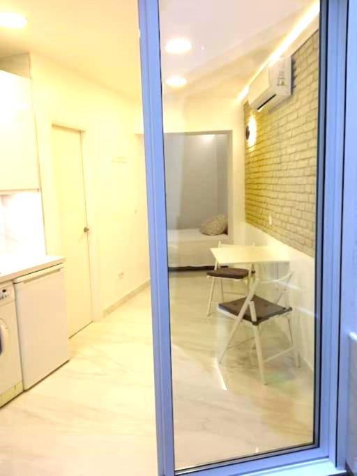 Leon Centro Apartment Sevilla Bagian luar foto